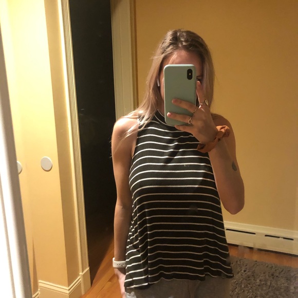 Green and white tank top - Picture 1 of 1